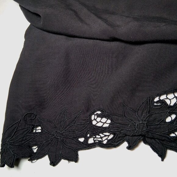 Vintage Jane Ashley Skirt Large Black Rayon Embroidered Floral Hem Whimsigoth - Picture 9 of 13
